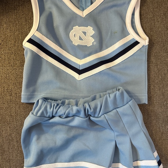 UNC Tarheels Toddler cheerleading uniform - Picture 5 of 6